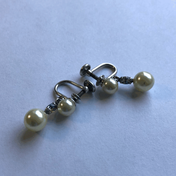 Pearl Purpose Earrings