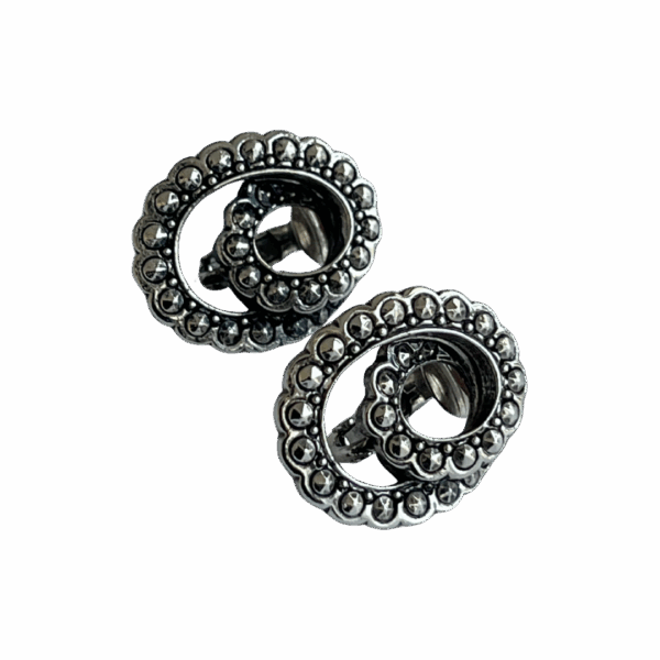 clutesy earrings - Image 2