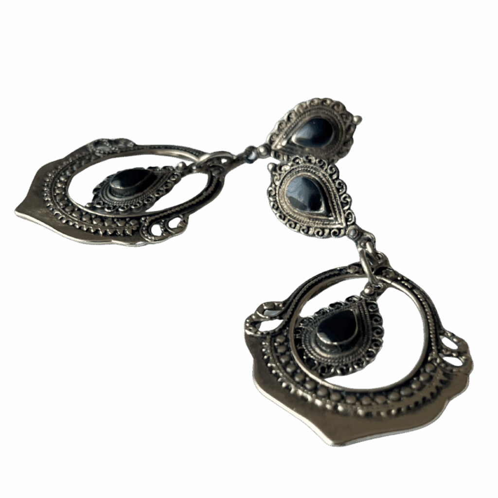 grandeurita earrings