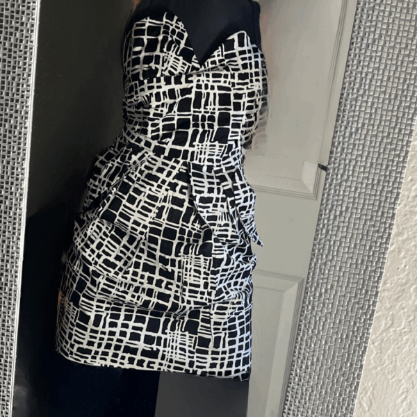 Gigit Dress - Image 6